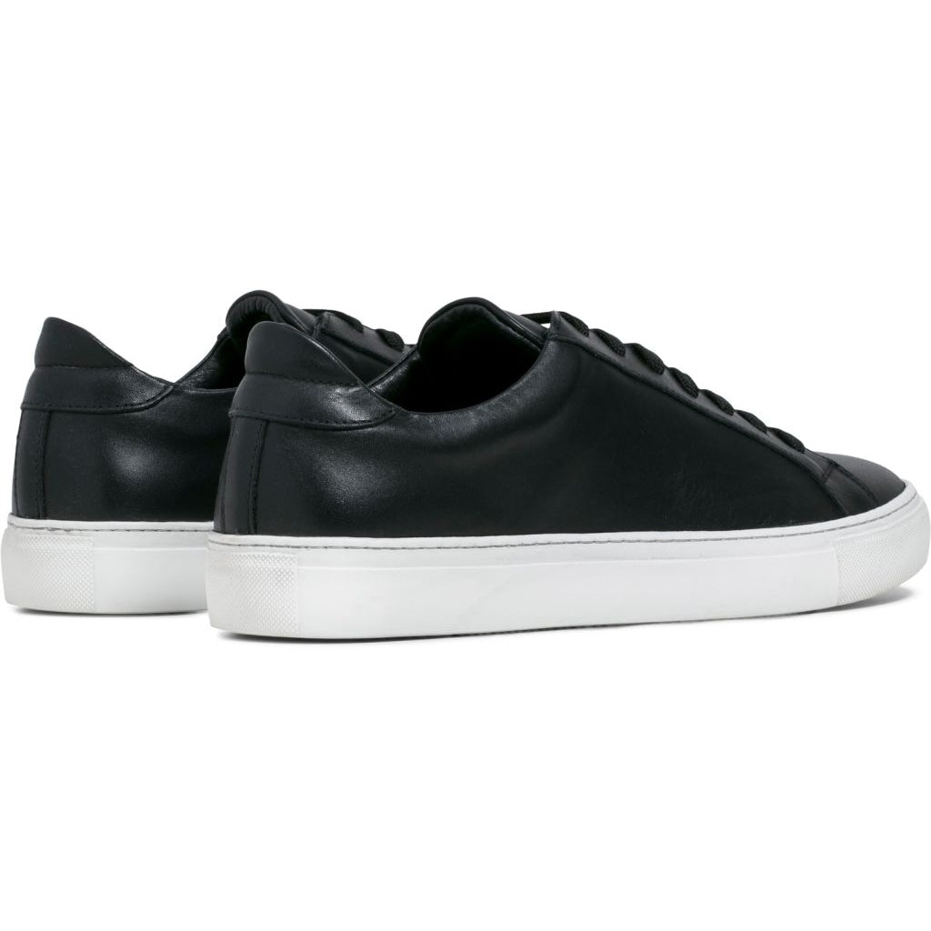 Type Sneaker, black leather