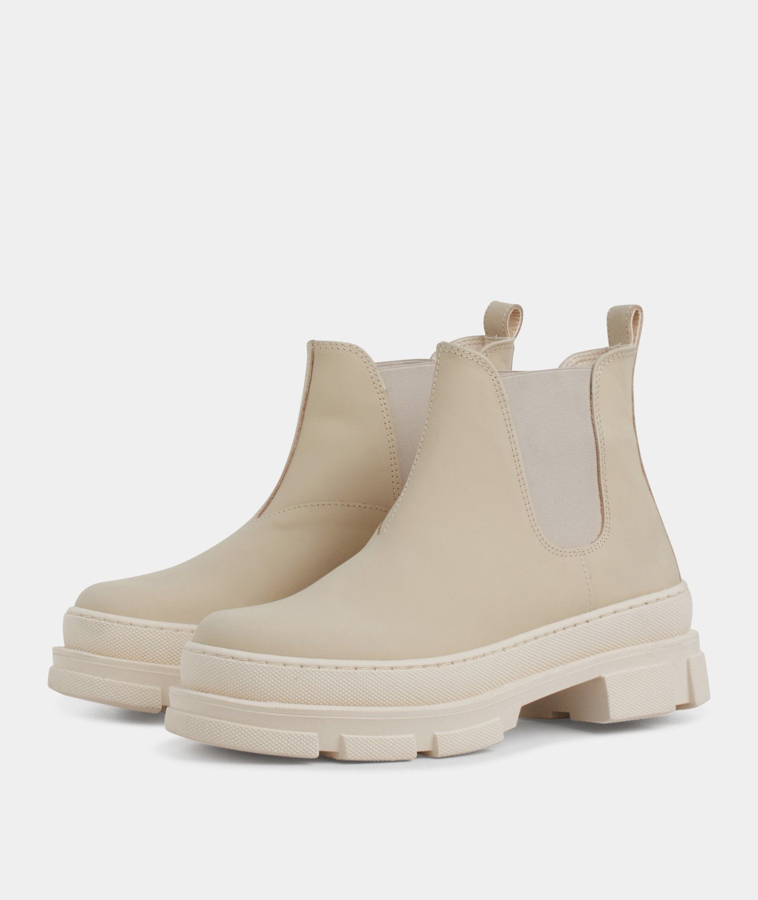 Irean Chelsea ,Off White rubberrised leather