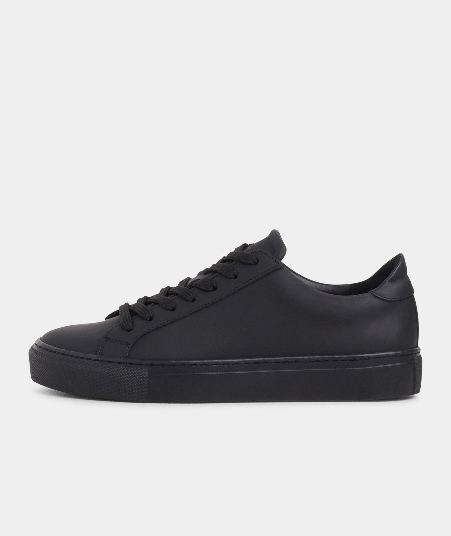 Type Sneaker, black rubberised leather