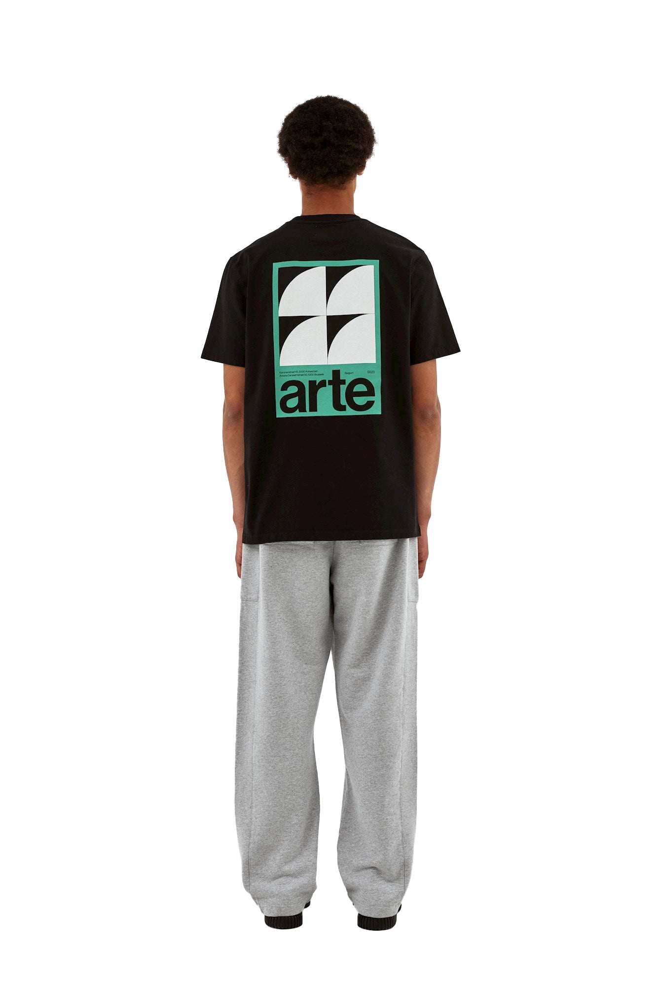 arte antwerp_back print t-shirt_black_3_4