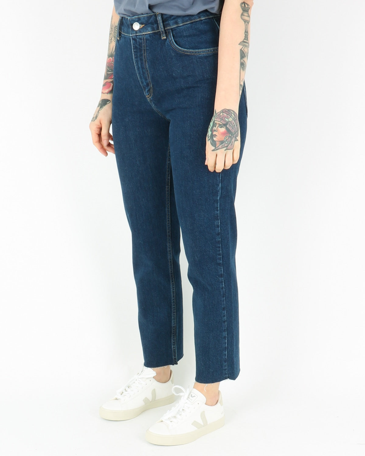 basic apparel_emmy jeans_darker denim_2_3
