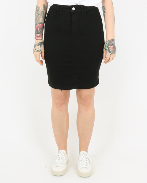 basic apparel_eve denim skirt_black_1_2