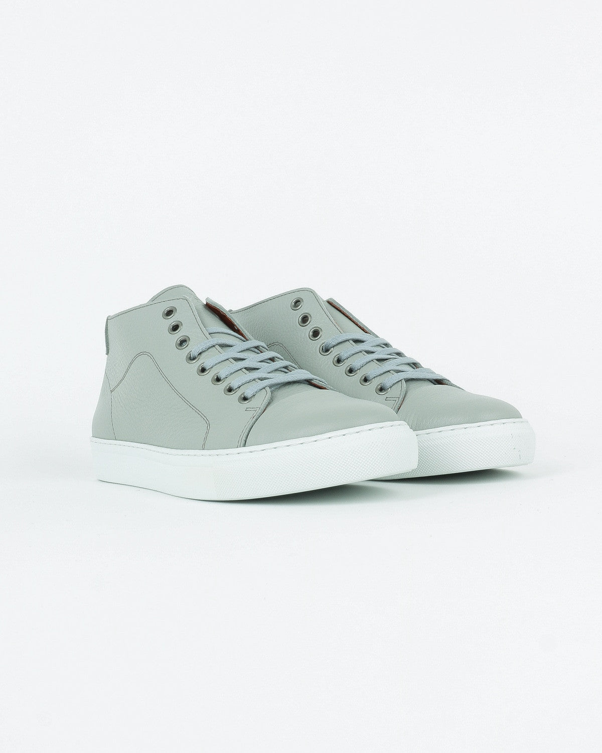 garment project_classic lace mid sneaker_grey floater_view_3_3